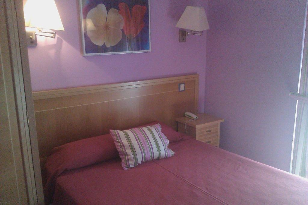 Hostal Cruz Sol Madrid Habitación foto